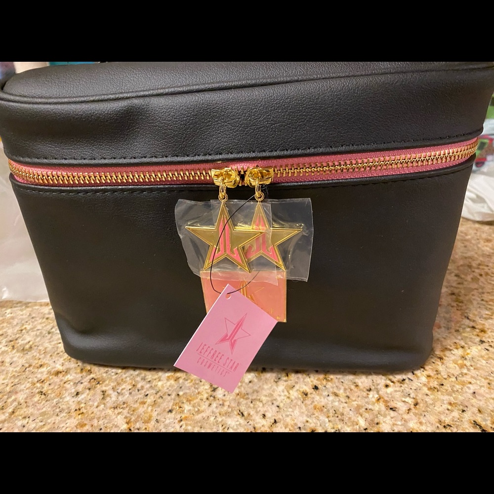 Jeffree Star Train Case